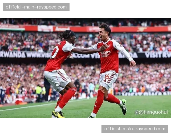 战术复盘：阿森纳3-0完胜纽卡，赖斯与厄德高的中场控制成取胜之钥