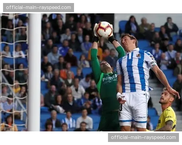 比利亚雷亚尔3-1击败皇家社会,莫雷诺破门佩佩建功